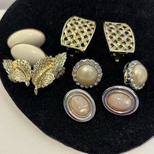 5 pair clip on Earrings Vintage Jewelry Sarah Covington Trifare Monet Classic